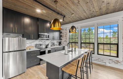 The Loft- Steps from the Lake & Dining- This newly renovated 2 bedroom loft in the heart of McCall - Foto 2