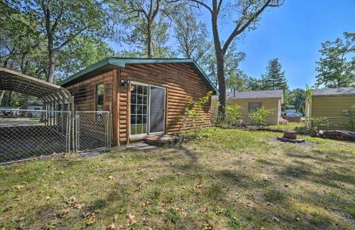 Charming Houghton Lake Cottage with Backyard! - Photo 20