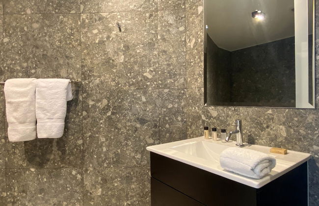 w Amazing 2BR w Jacuzzi in Miraflores - Photo 19