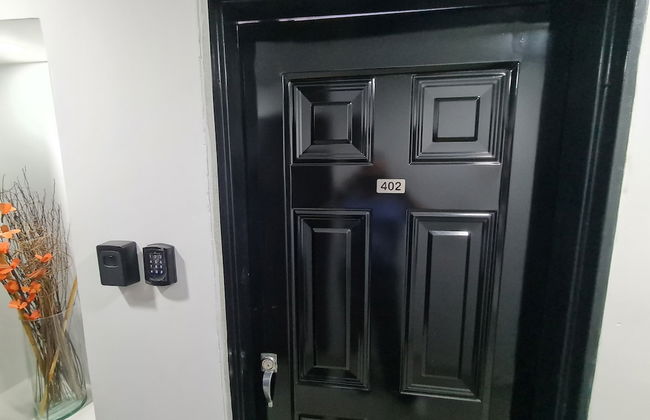 402 Moderno Aparta-Suite en Versalles Tipo Loft - Cali Tower Suites & Lofts - Photo 2