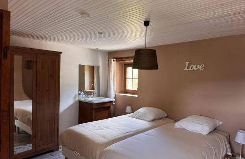 Les Hôtes du Chataignier - Foto 20