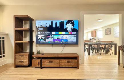 Iconic 2BR Bungalow, Short Walk to SJSU, with Parking - Foto 8