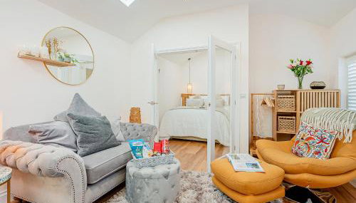 The Hideaway - Photo 3