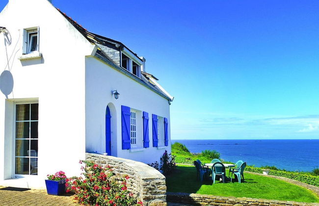 Holiday Home Locquirec With Stunning Sea View - Foto 1