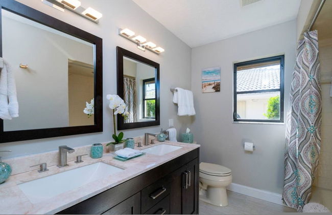 Waterfront Villa With Heated Pool Spa - Foto 46