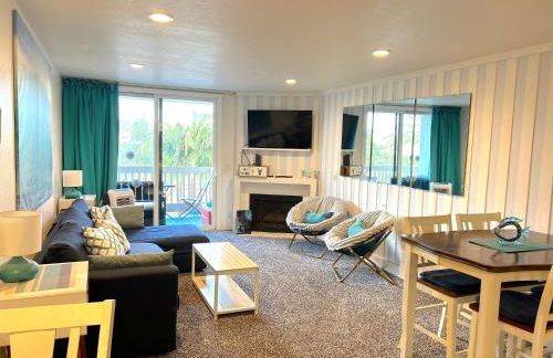 Beachside Retreat - Photo 2