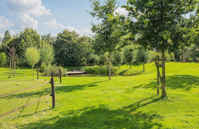Grandeur Farmhouse in Dwingeloo at a National Park - Photo 63