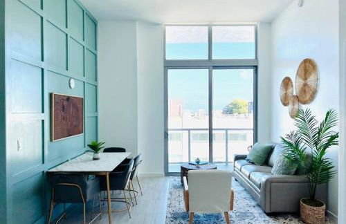 Sleek 2BD 2BA Condo In Miami Design District - Photo 3