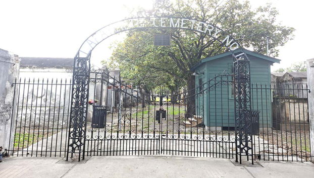 Entrada al cementerio de Lafayette
