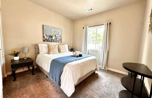 Charming 2BR Cottage Near Freeway-Cul-de-sac - Foto 4