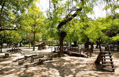 Best location in the north area. Duty free - Photo 37