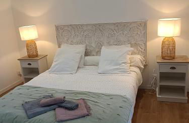 La Maison de Juliette maison entière avec garage et terrain - Foto 2