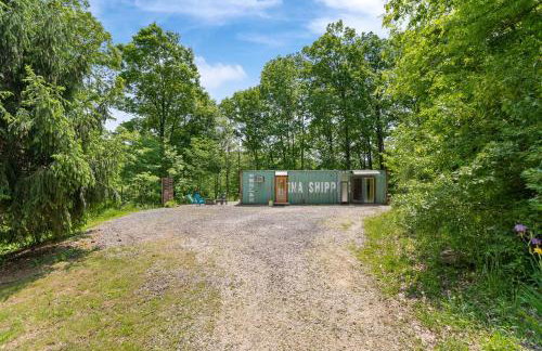 Unique Dover Accommodation with a Hot Tub Perfect for Glamping in Ohio - Foto 9