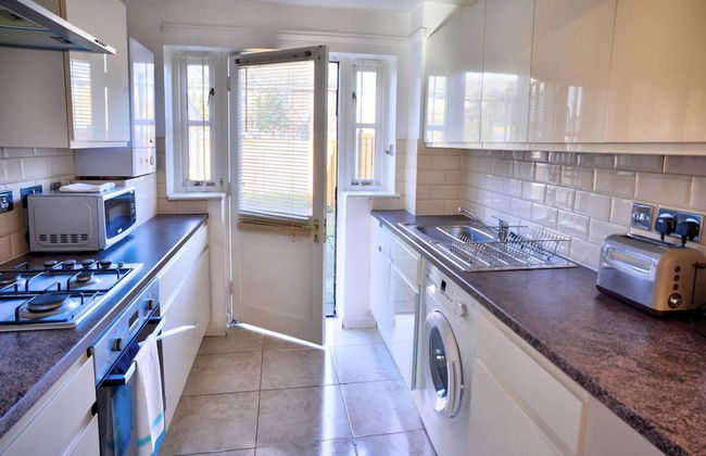 Modern & Spacious - Walk to London Excel- Parking - Foto 21