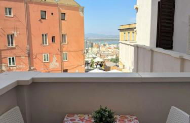 Casa Leonardo, a panoramic view of Cagliari with free car parking - Foto 4