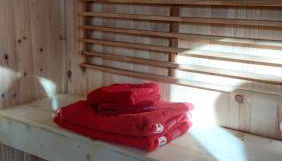 Jacuzzi avec vue sur la rivière l'Yerres - Foto 3