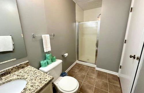 Cottage 4- Lees Ford Marina - Photo 5