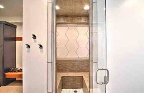 Skybridge Bear Lake Sleeps 61-75 with condo add-on - Foto 33