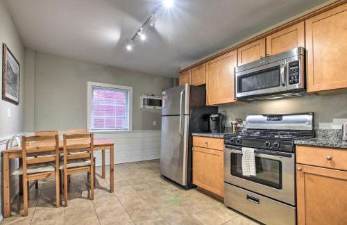 Inviting Salem Apartment Near Waterfront and Museums - Foto 12