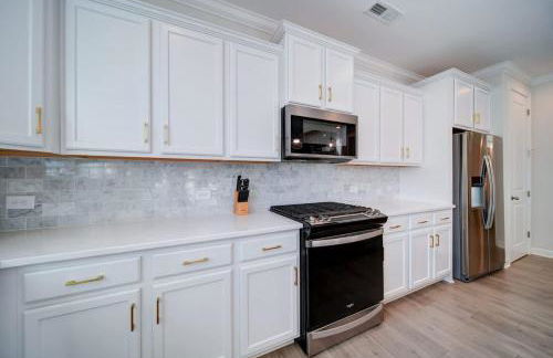 Luxury 4BR Escape - Premium Modern Comfort - Foto 21