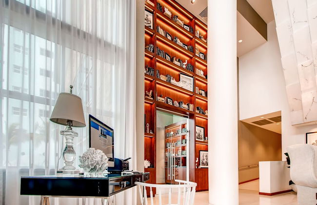 Churchill Suites Monte Carlo Miami Beach - Foto 2