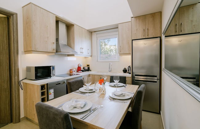 The Three Graces - Photo 15