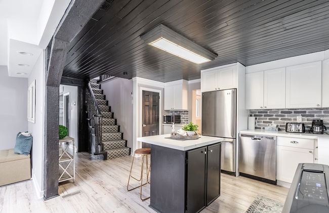 Cozy 3BR House in Watertown by GLOBALSTAY - Foto 18