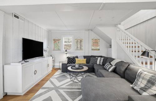 The Sapphire Shore Cottage with Dock! home - Foto 8