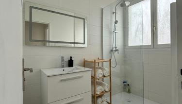 Bourges Express - Foto 4, towels, Shower