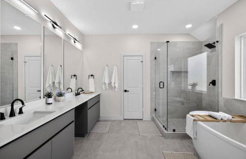 Luxury Home: Mins to NRG, Hobby Airport & Midtown - Foto 28