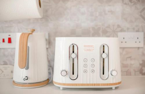 Stylish 1BR Flat-Terrace-Free Parking-Rail Station - Foto 19