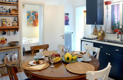 The Red House in Dassia - Foto 48