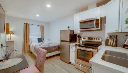 Nurse-Ready Rental 10 Mi to Dtwn Riverside! - Foto 1