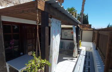 Private Sunny Terrace Studio - Secure Bike or Board Lockup - Foto 1