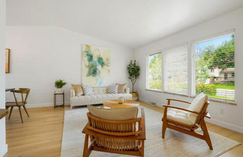 Large Home, 2 Living Rooms, Great for Family/Pets! - Foto 18