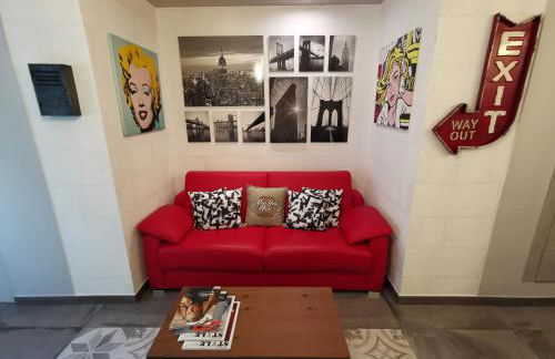 The black dog house - Foto 13