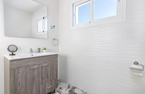 Los Nísperos - Photo 68