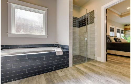 Centrally Located Stunning 3BR 2BA Near Downtown - Foto 60