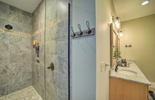 Game Room and Wraparound Decks Cullowhee Home! - Foto 14