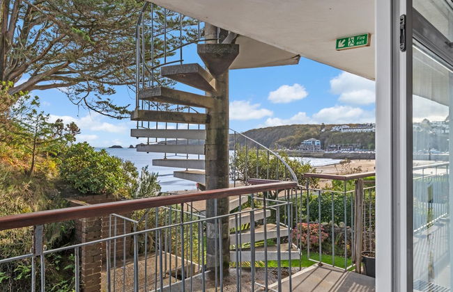 Swn Y Tonnau - Sea Front Apartment Spectacular Sea Views Parking Direct Beach Access - Foto 10