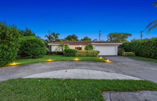 Charming Coral Ridge 2BR 2BA Near Beach plus Pool - Foto 59