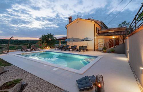 Villa Ana-Marija with pool & panoramic nature views - Foto 12