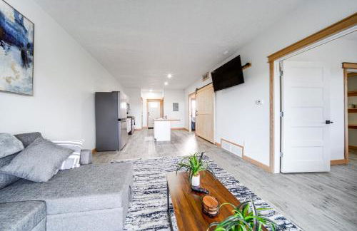 4 Mi to Lake Erie Condo in Golf Community - Foto 5