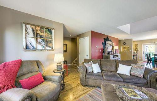 Hike, Ski and Dine Pagosa Springs Getaway! - Foto 5