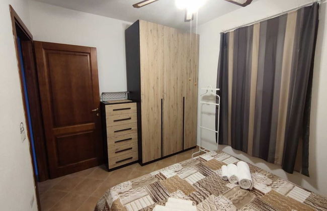 Villa 6 Beds Just Minutes From San Teodoro - Photo 4