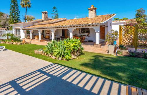 Villa Ramos by Villa Plus - Photo 18