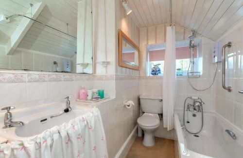 Llys Isaf - Photo 16