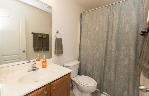 Welcome Families and Pets! 30 nights Entire Home - Foto 21