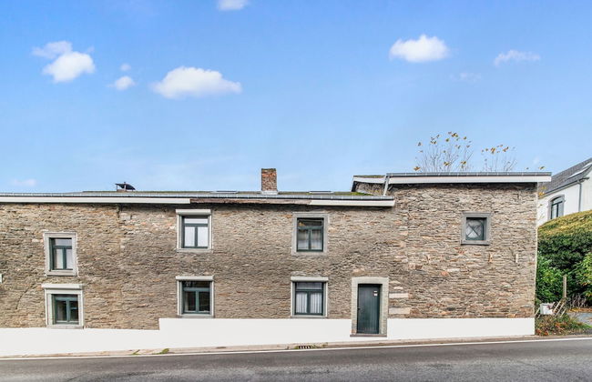 Characteristic Holiday Home in Cherain With Balcony - Foto 1