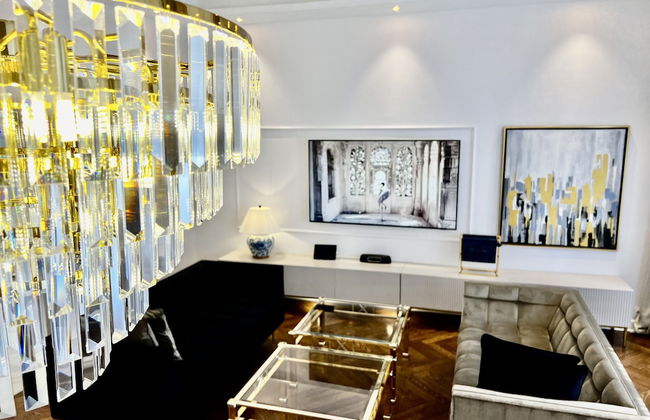 MONDRIAN Luxury Suites & Apartments Old Town Market Square - Photo 40